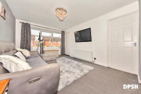 2 bedroom bungalow for sale, Stonebridge Grove, Farnley, Leeds