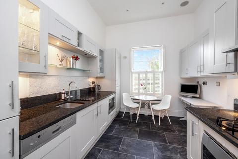 3 bedroom apartment for sale, High Street, Esher, Surrey, KT10