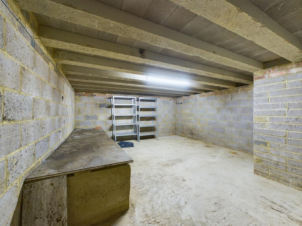 Media image 12