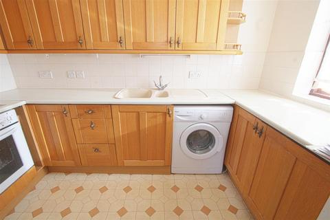 undefined, Queens park ave, Billericay CM12