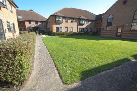 undefined, Queens park ave, Billericay CM12