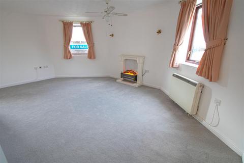undefined, Queens park ave, Billericay CM12