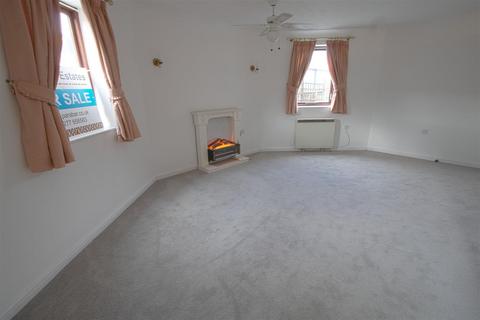 undefined, Queens park ave, Billericay CM12