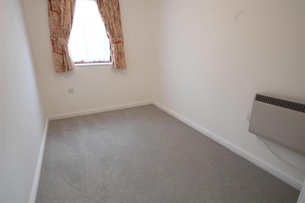 BEDROOM2.jpg