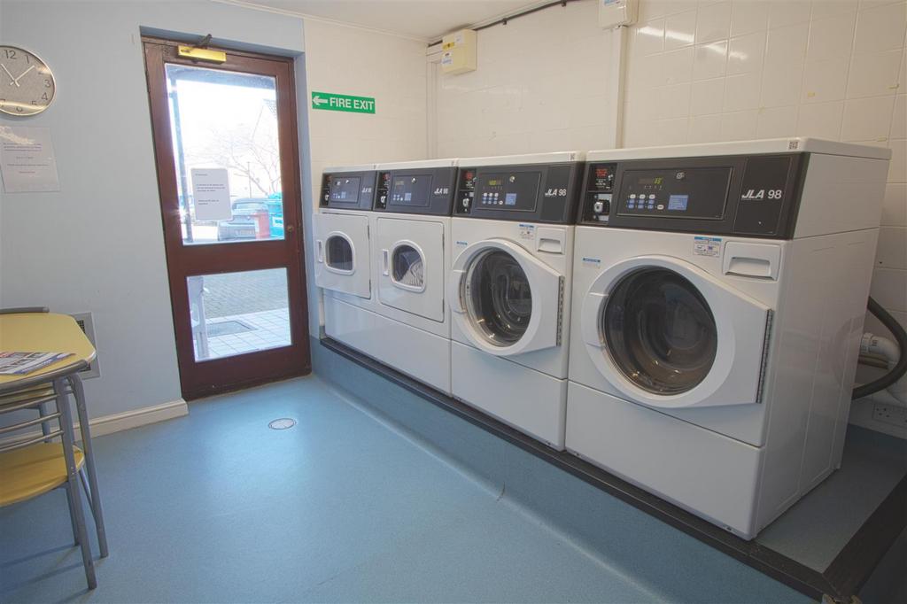 UTILITY ROOM.jpg