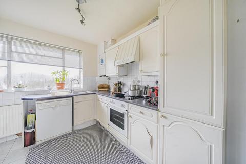 2 bedroom flat for sale, Stanmore,  Middlesex,  HA7