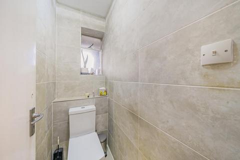 2 bedroom flat for sale, Stanmore,  Middlesex,  HA7
