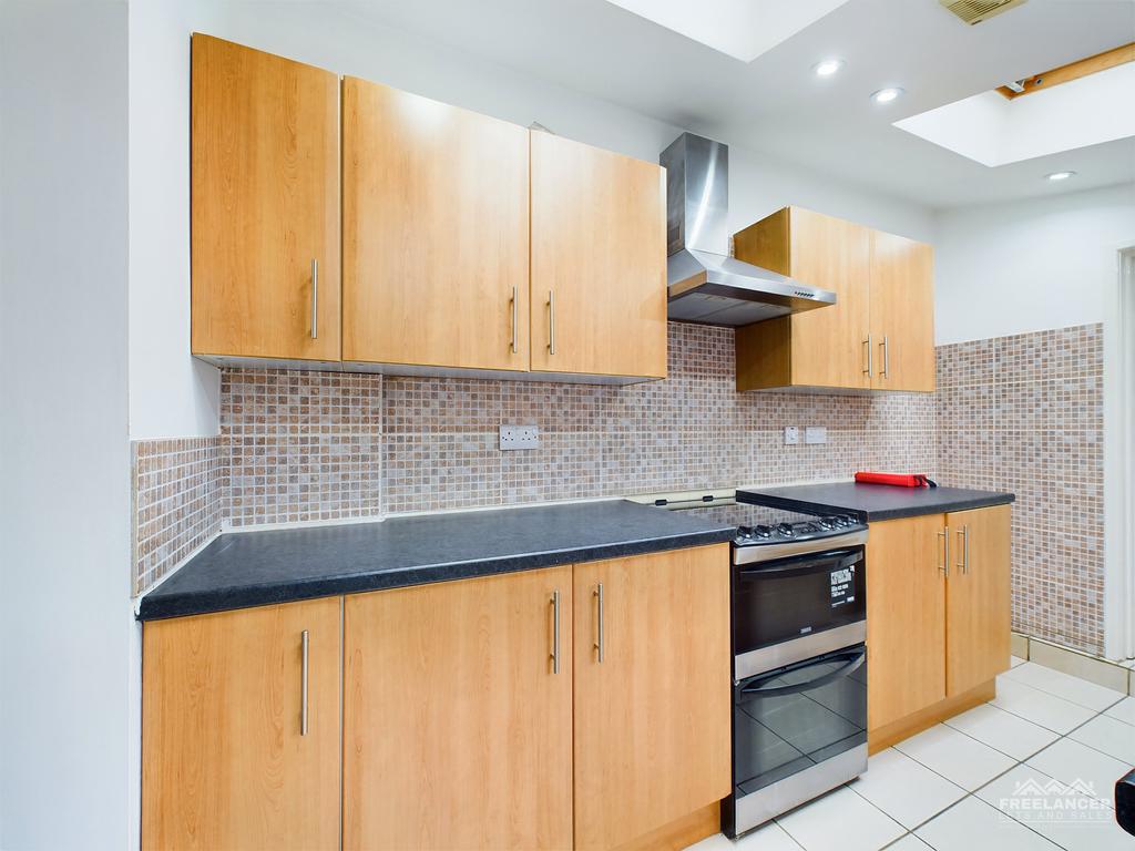Kitchen 2