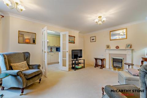 1 bedroom apartment for sale, Portman Court, Grange Road, Uckfield
