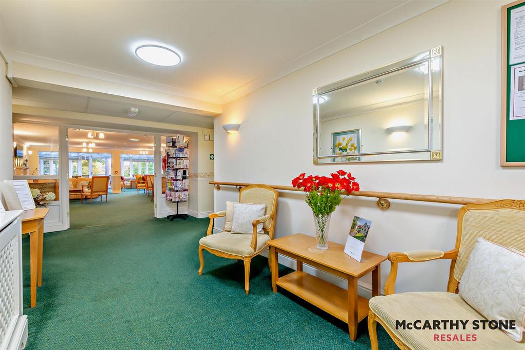 8627110-interior05-800.jpg