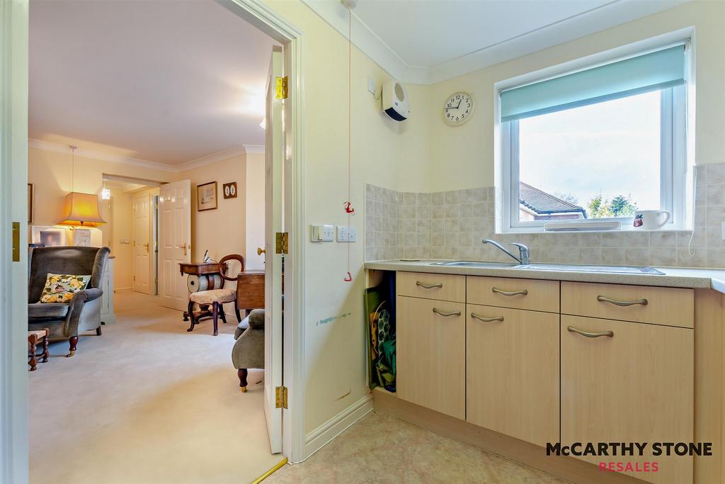 8627110-interior10-800.jpg