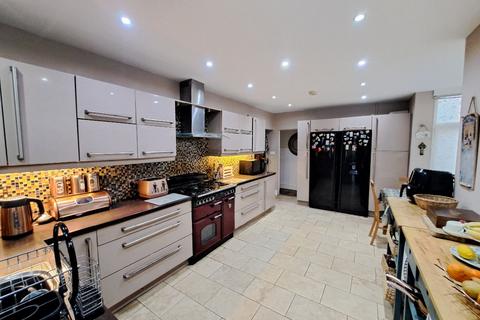 7 bedroom detached house for sale, Silver Birch Road, Birmingham