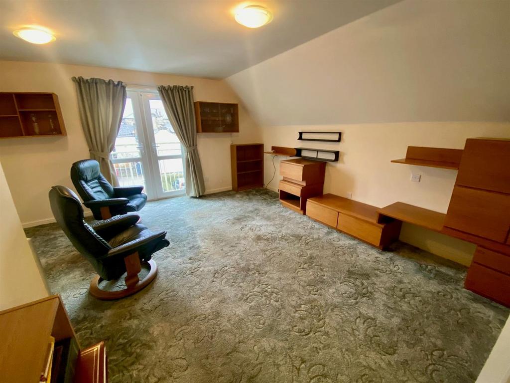 Lounge.jpg