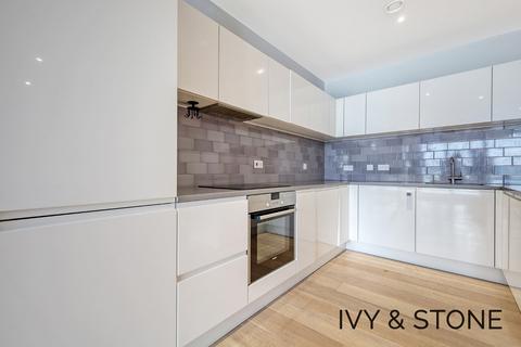 3 bedroom apartment for sale, 2 Royal Wharf Walk, London, Greater London, E16