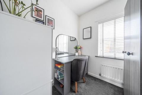 8 Violet Way, Kingsnorth, Ashford, TN23 3GH