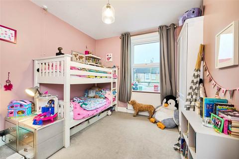 67 Caithness Road, Mitcham, CR4 2EY