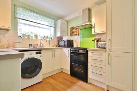 2 bedroom maisonette for sale, Hermitage Woods Crescent, Woking, Surrey, GU21