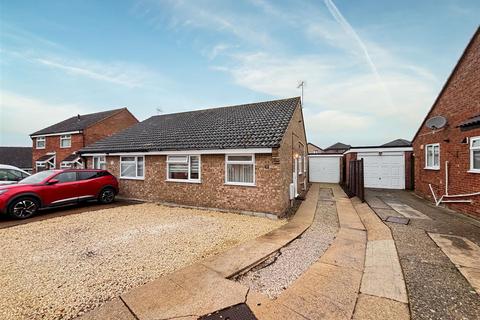 2 bedroom semi-detached bungalow for sale, Acorn Close, Ipswich