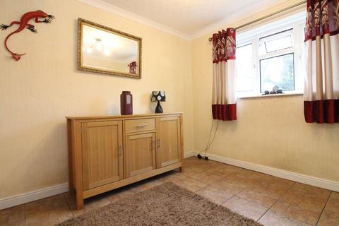 2 bedroom semi-detached house for sale, Westleigh Road, Wolverhampton WV5