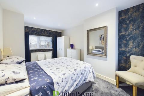 76 Stoke Green, Coventry, CV3 1FP