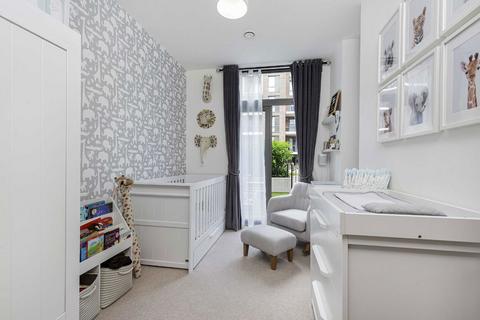 3 bedroom flat for sale, Kilburn Park Road, London NW6