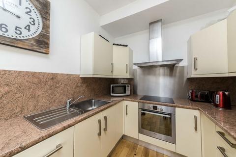 1 bedroom flat to rent, Saltram Crescent, London W9