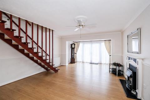 15 Field Close, London, E4 9DJ