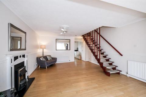 15 Field Close, London, E4 9DJ