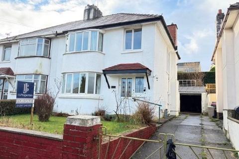 undefined, Ger y Nant, Carmarthen