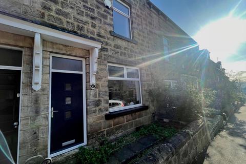 3 bedroom terraced house to rent, Rose Avenue, Horsforth, Leeds, UK, LS18