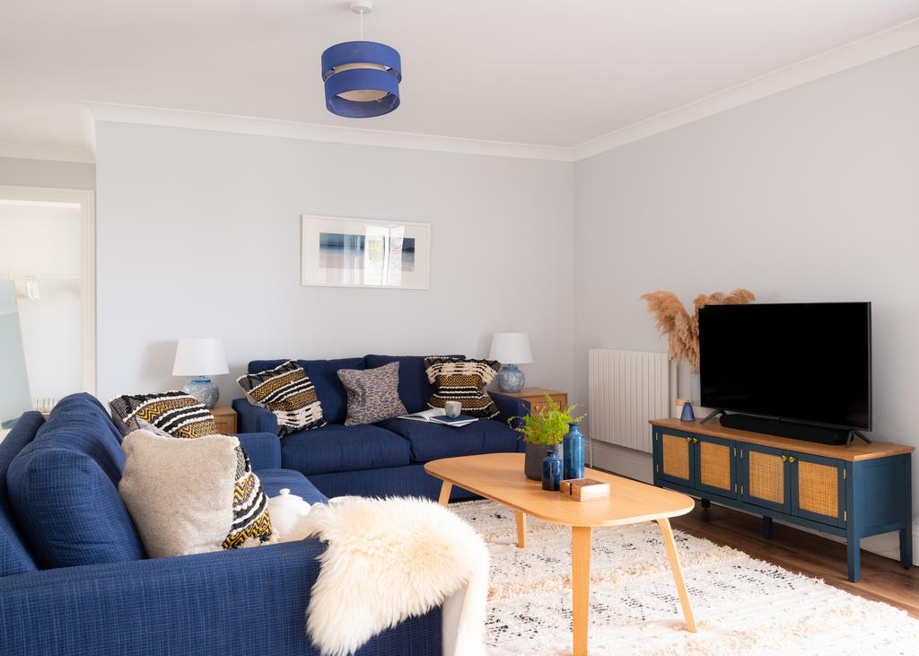 67aa1beac6c7a Strand House-20