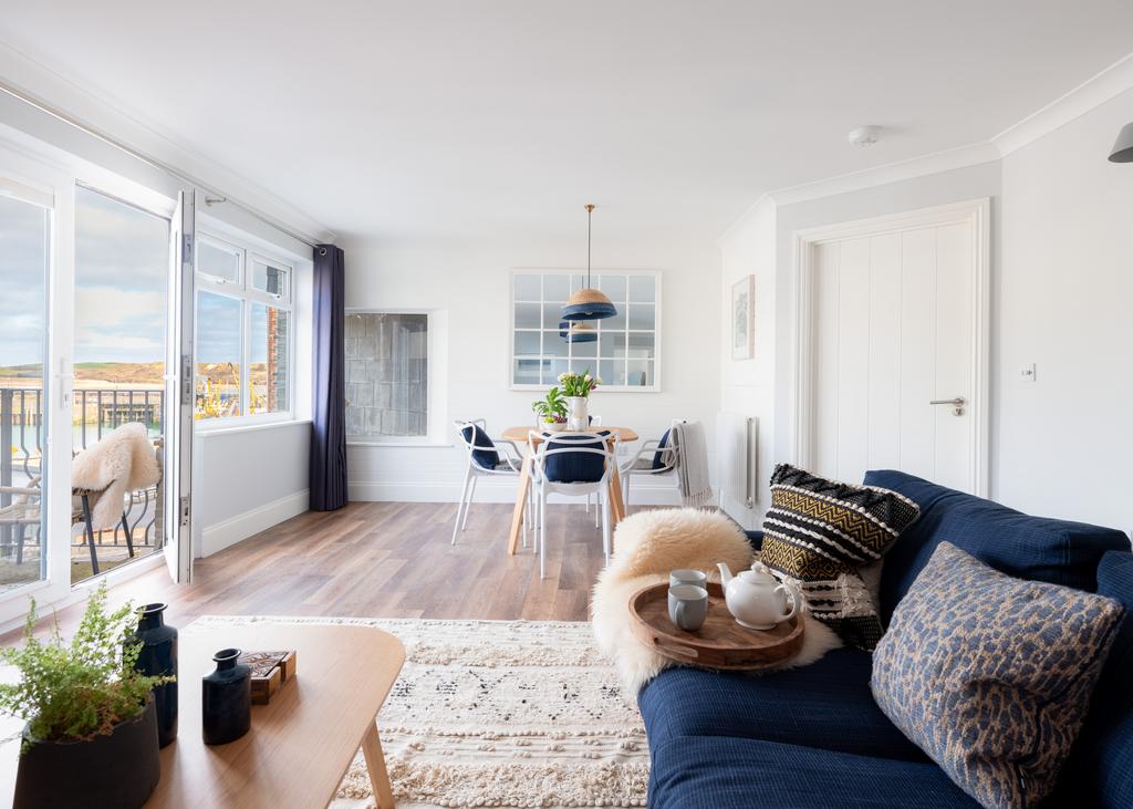 67aa1c588739f Strand House-19
