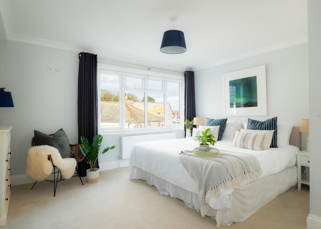 67aa1be90d0a9 Strand House-7