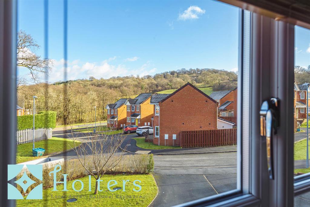 24 Camddwr Rise, Llandrindod Wells-12.jpg