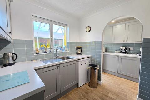 12 Baldwin Drive, Okehampton, EX20 1UH