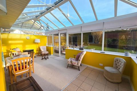12 Baldwin Drive, Okehampton, EX20 1UH