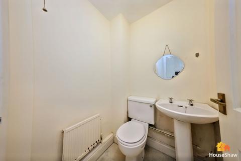 3 bedroom terraced house for sale, Hithercroft Road, High Wycombe, HP13 5RB