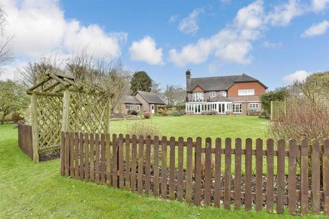 5 bedroom detached house for sale, Winterpit Lane, Mannings Heath, Horsham, West Sussex