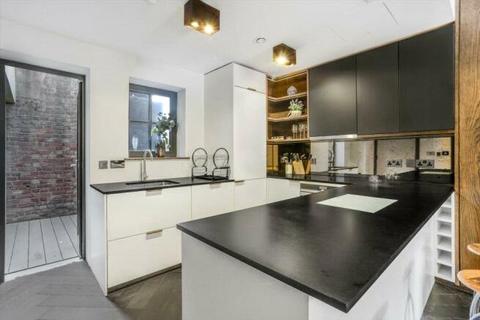 1 bedroom apartment to rent, 19-20 Poland Street, London W1F