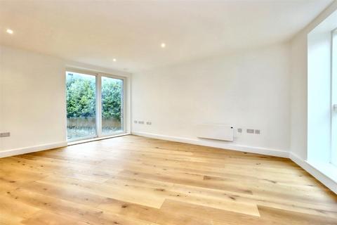 undefined, Contemporary apartment in Upper Clevedon