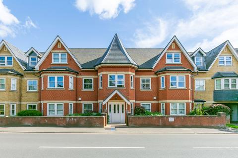 3 bedroom flat for sale, York Road, Guildford, GU1