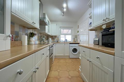 14 Ferris Way, Polruan, Fowey, PL23 1QL