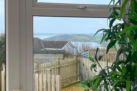 14 Ferris Way, Polruan, Fowey, PL23 1QL
