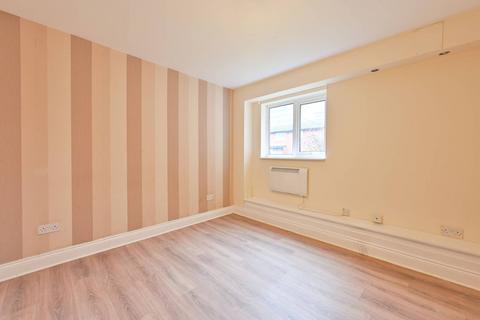 2 bedroom terraced house for sale, Tregaron Gardens, New Malden, KT3