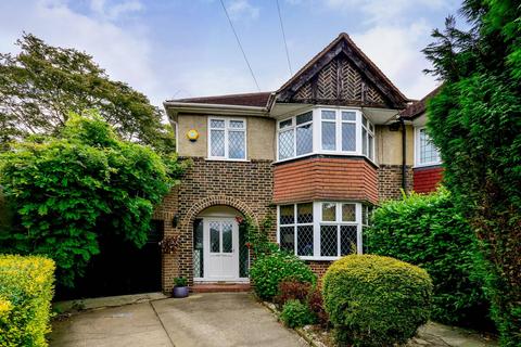 3 bedroom semi-detached house to rent, Kidbrooke Park Road, Kidbrooke, London, SE3