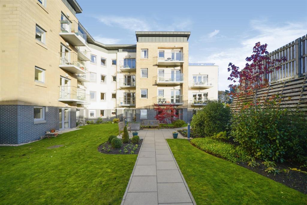 Braidburn Court Gdns.jpg
