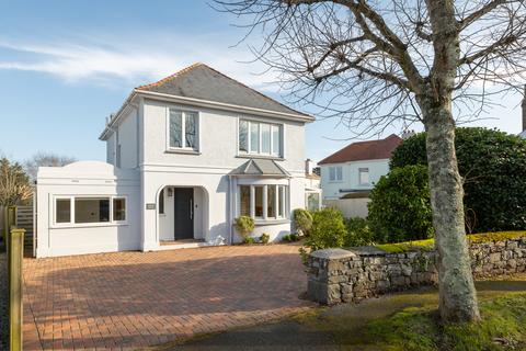 4 bedroom detached house for sale, Avenue Germain, St. Peter Port, Guernsey