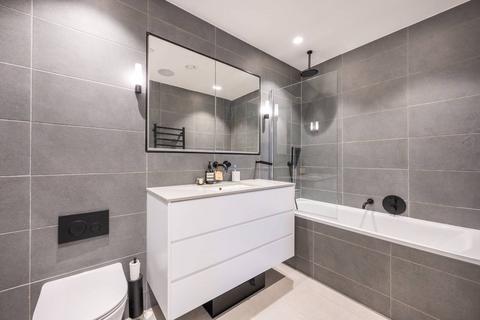 2 bedroom flat for sale, Oberman Road, Dollis Hill, London, NW10