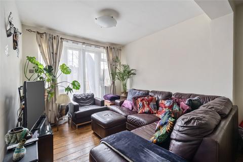 3 bedroom terraced house for sale, Devon Road, Hersham, Walton-On-Thames, KT12