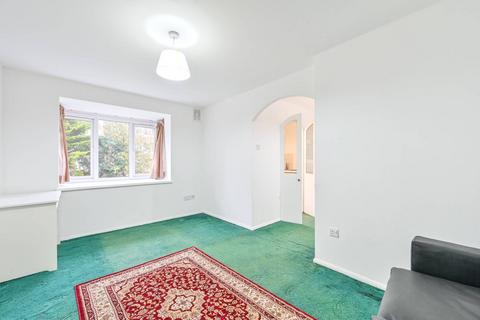 Studio for sale, Brewery Close, North Wembley, Wembley, HA0